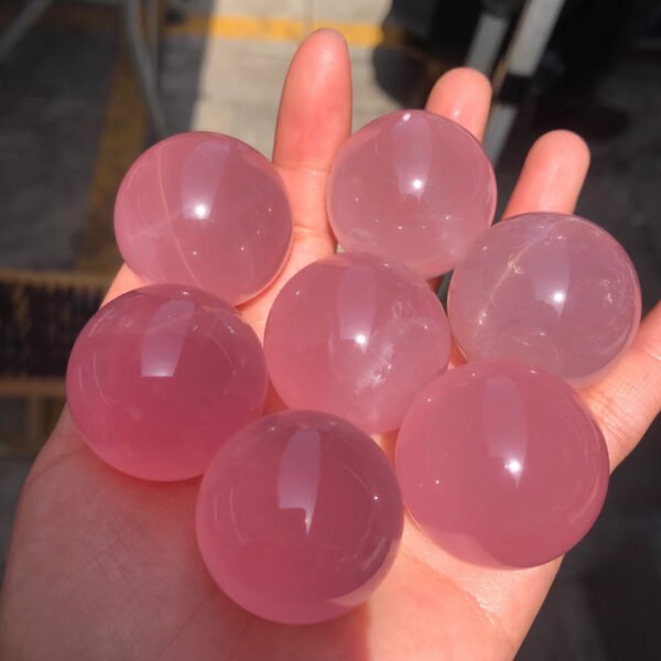 Virgo with Aries，Pink seven-star array, natural crystal